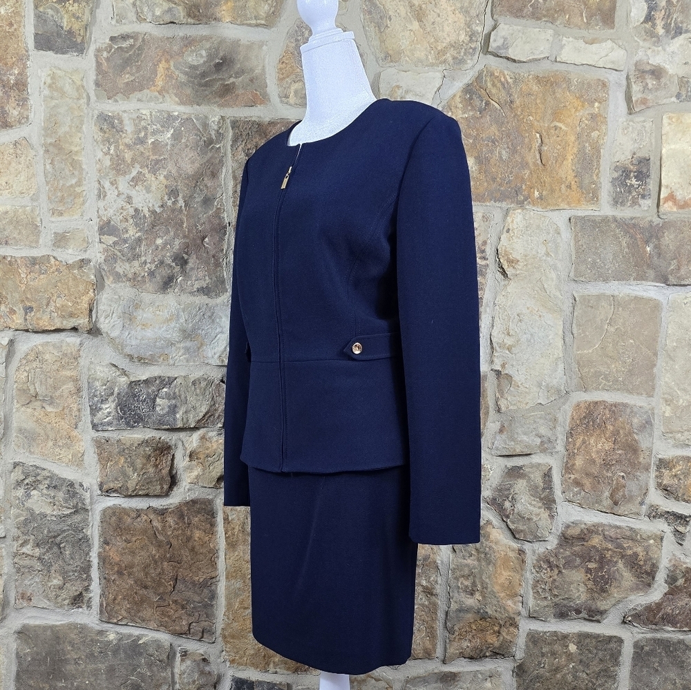 Tahari 12 12P Skirt Suit Set - Picture 5 of 9
